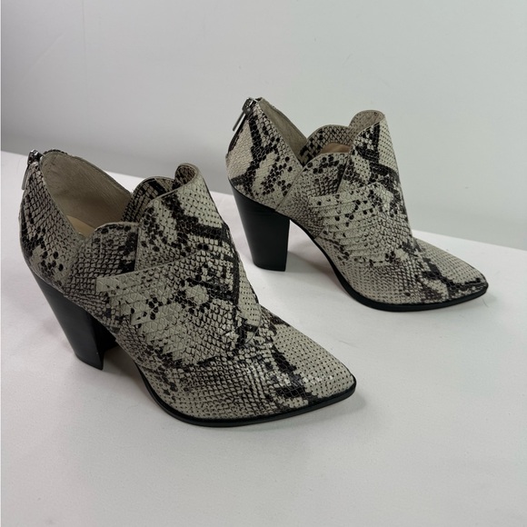 Vince Camuto Shoes - Vince Camuto Levana Snake Print Block Heel Western Bootie Size 8 MSRP $139